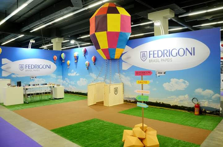 Stand Scrapbook Viagem De Balão